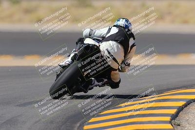 media/Oct-08-2022-SoCal Trackdays (Sat) [[1fc3beec89]]/Turn 11 Backside (1145am)/